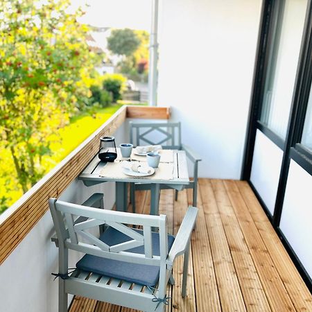 Neu - Frisch Renoviertes Ferienapartment "Waterkant" Бюзум Экстерьер фото